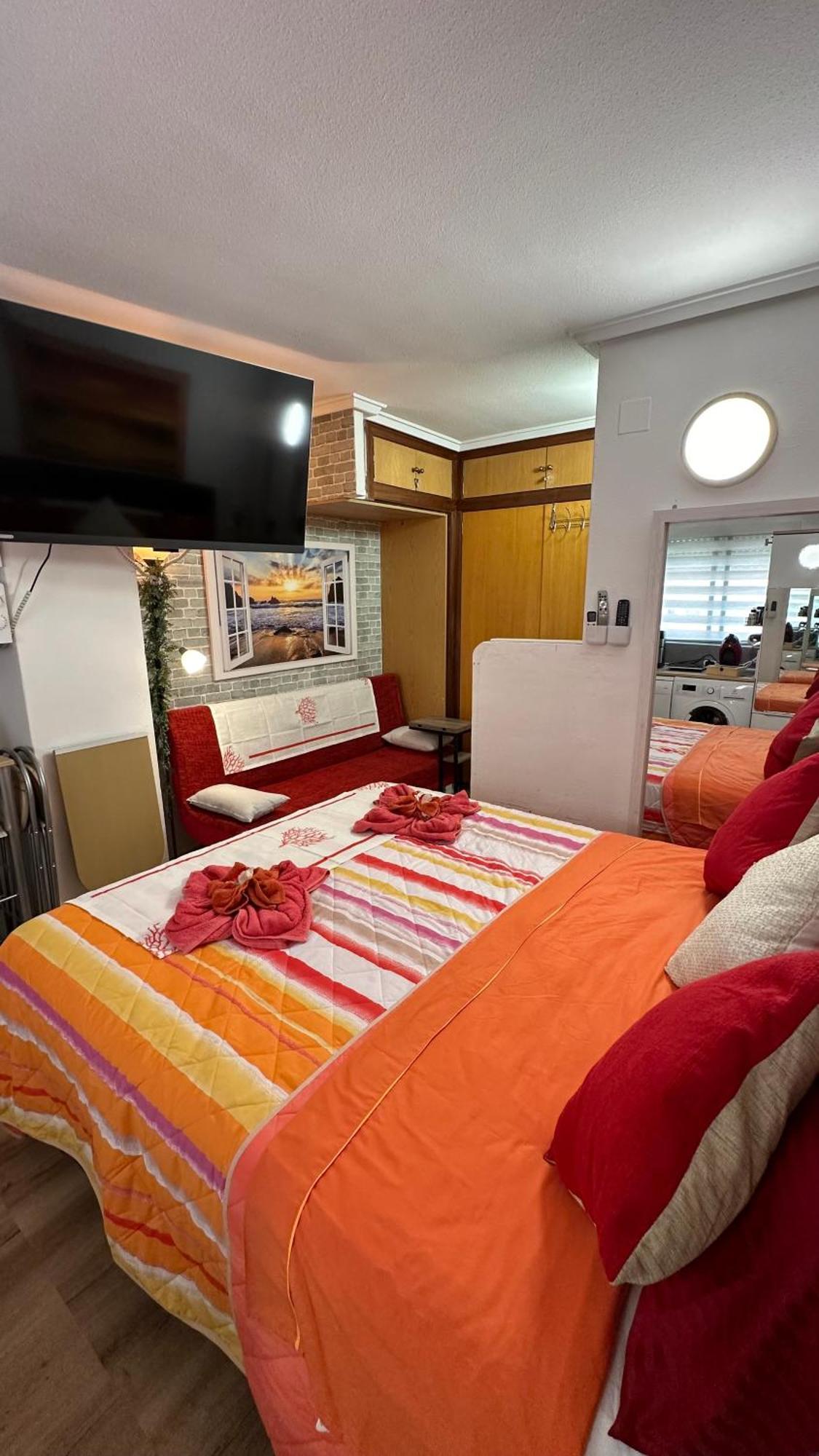 Alicante Postiguet Studios Apartment *