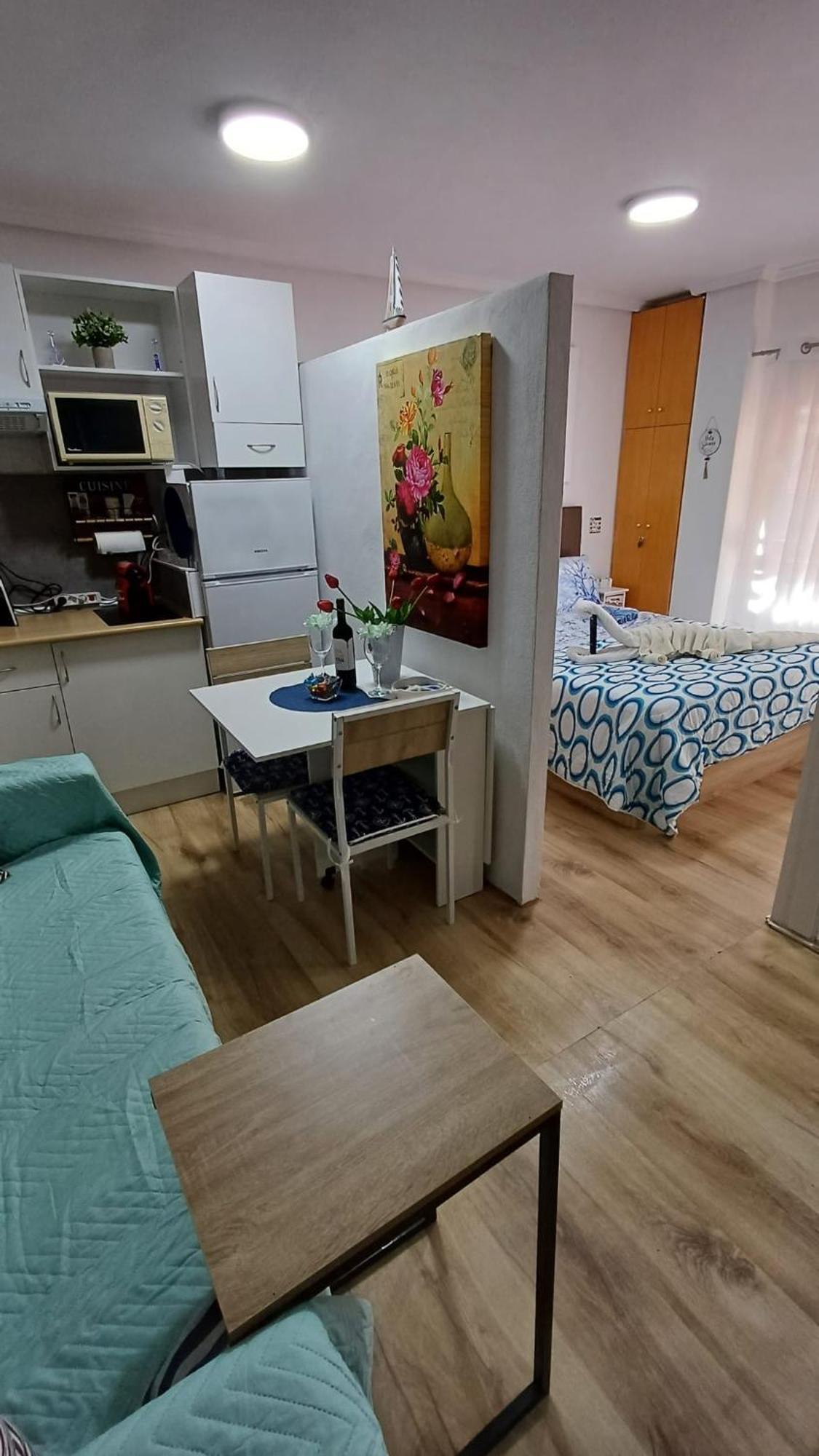 Alicante Postiguet Studios Apartment Alicante